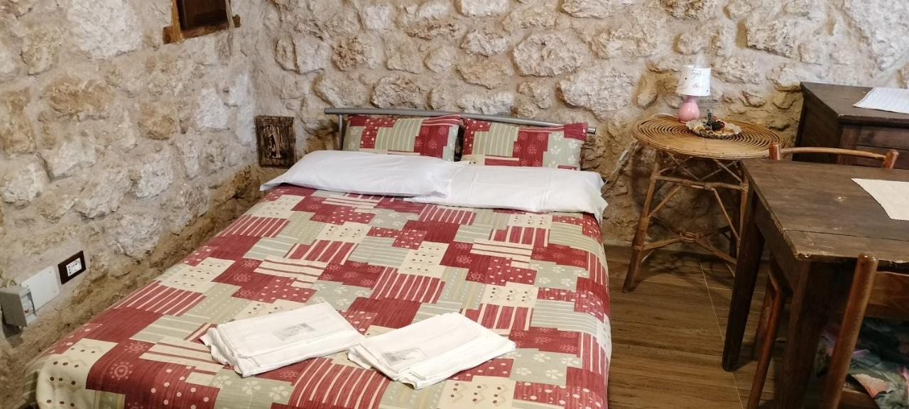 B&B Nonno Severino Santo Stefano Di Sessanio Esterno foto